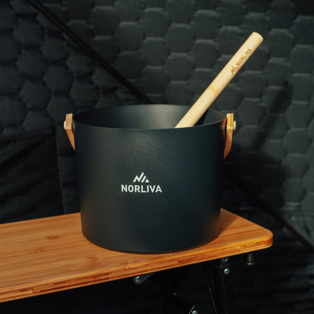 Accessoires pour sauna : seau + louche, thermomètre, pierres de sauna