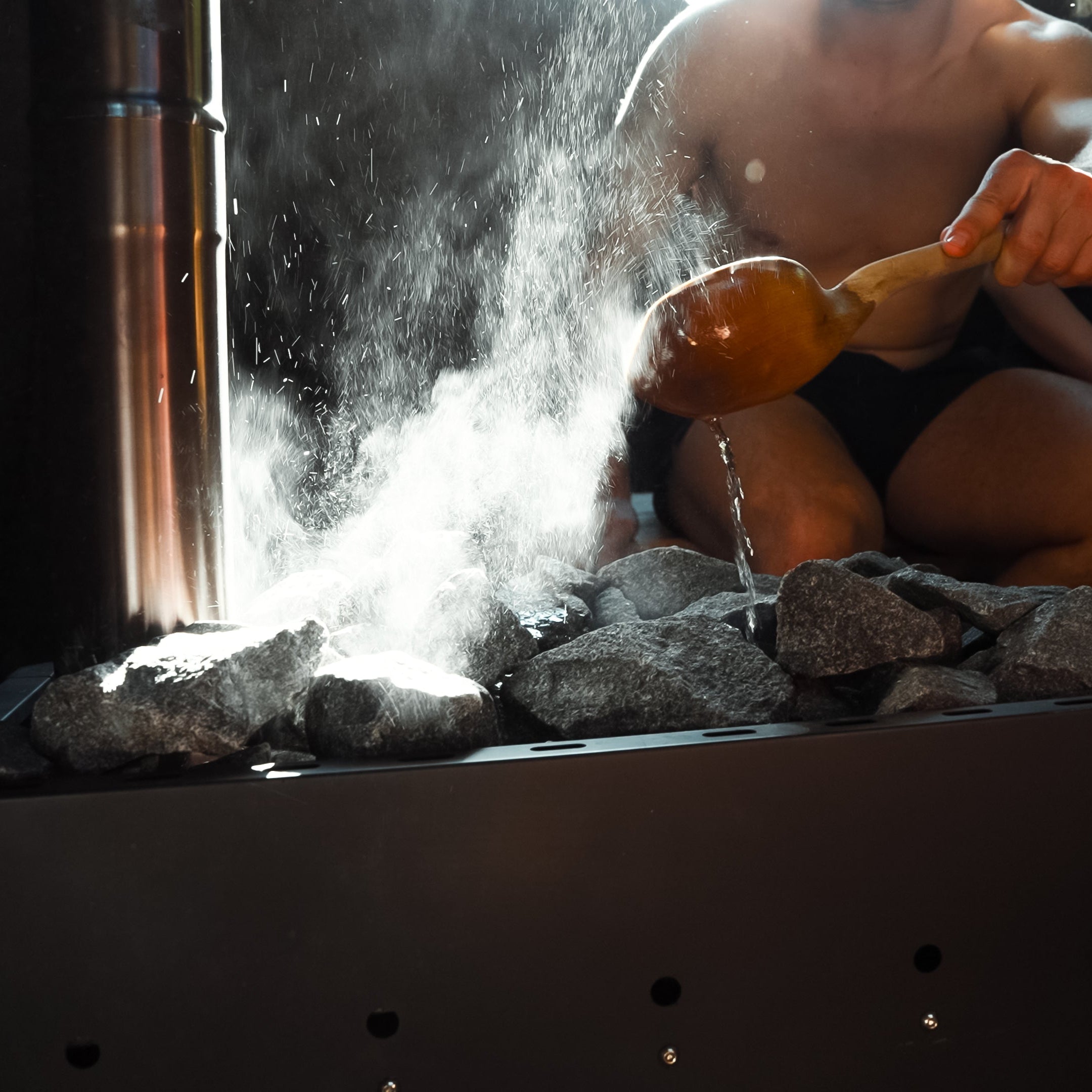 Set: Saunatent Isen 2.0 + Oven + Sauna-accessoires + Regenbescherming + Banken + Ijsemmer