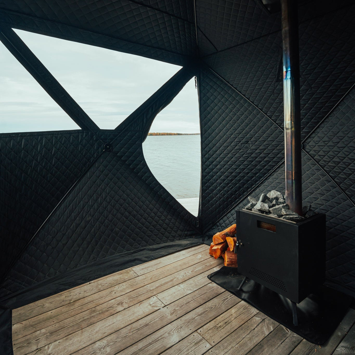 Ensemble : tente sauna Isen + poêle + accessoires sauna + bancs + tonneau à glace